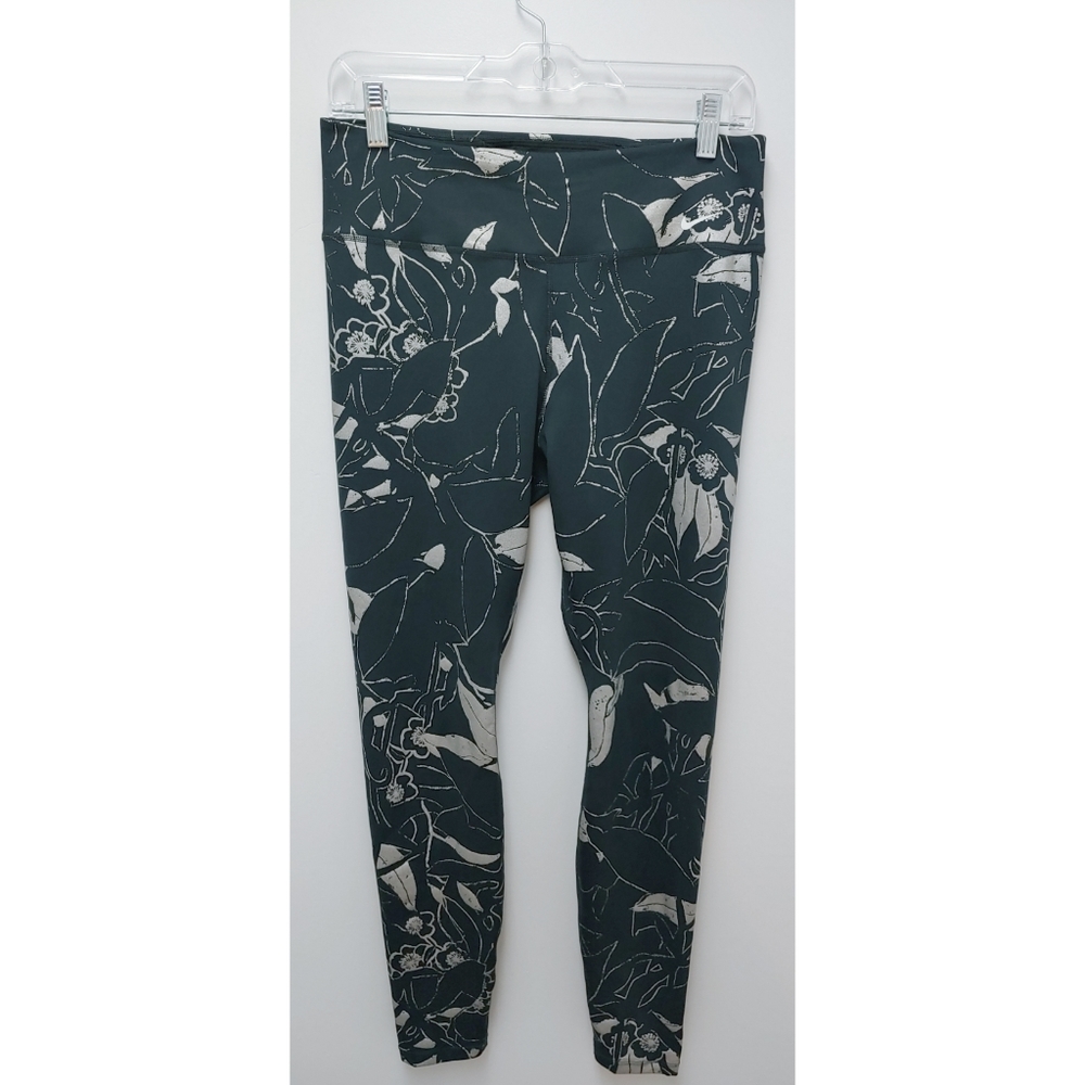 Nike Dri-Fit Gold Metalic Floral Leggings Size L